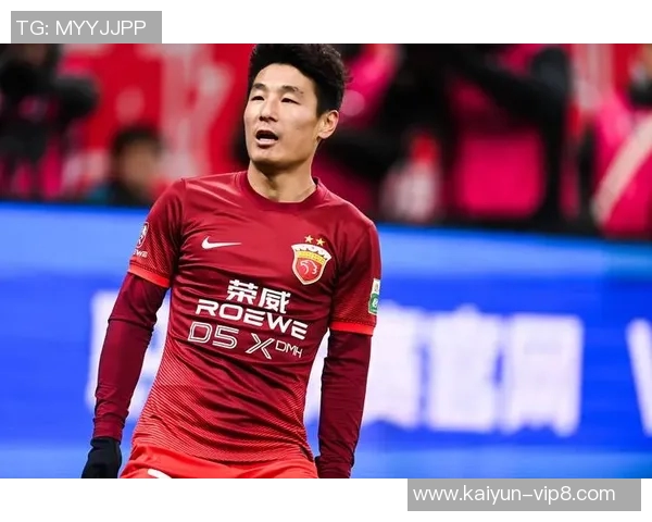 一年两度访华的世界级足球巨星再度引发球迷热情与体育交流热潮